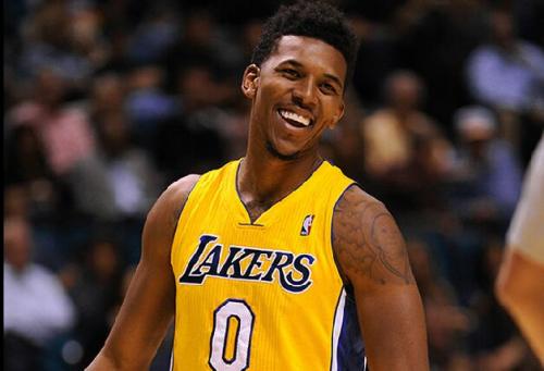 中国队通过 中国队通过